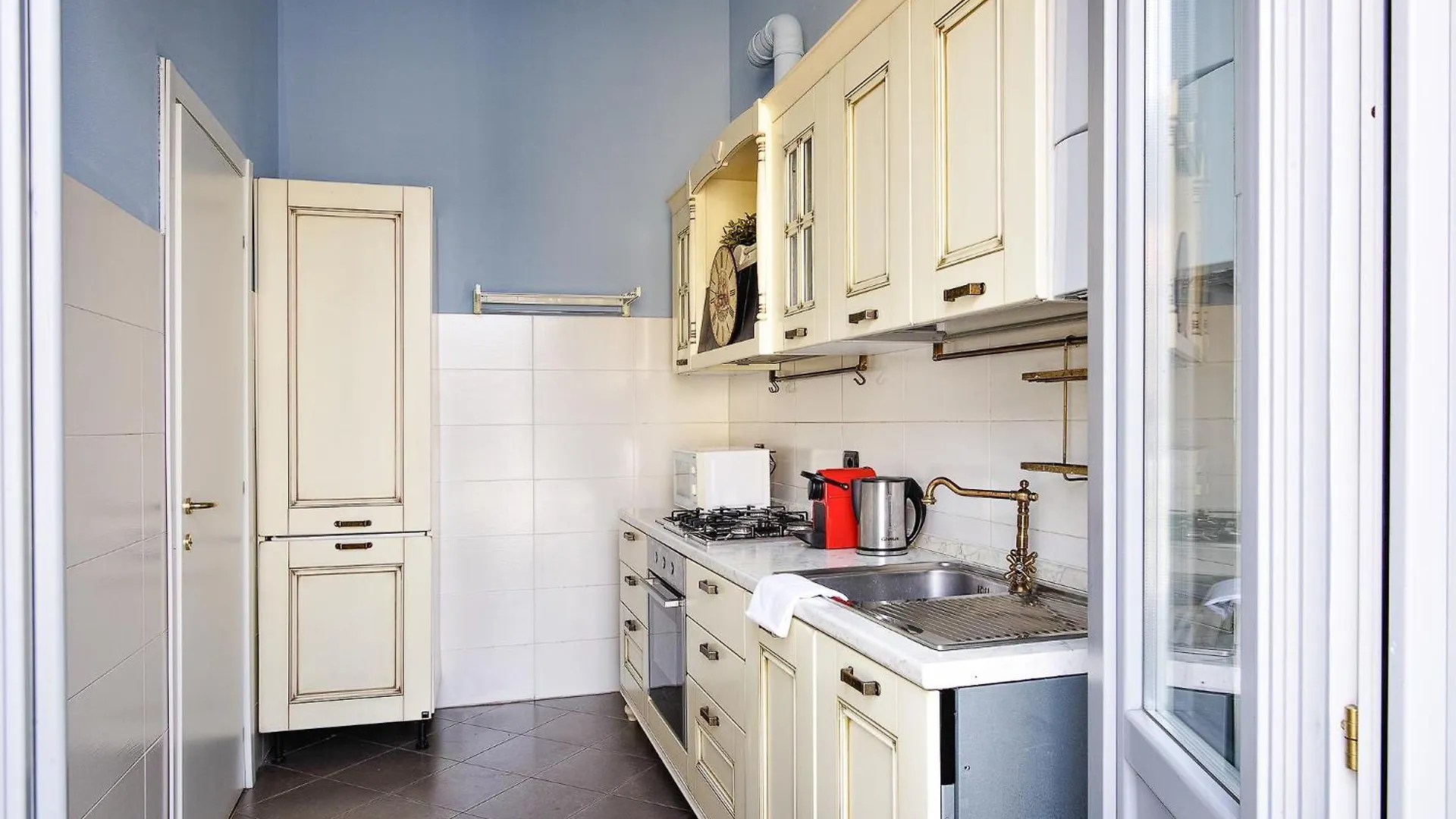 Three-Room Apartment In Como Center
